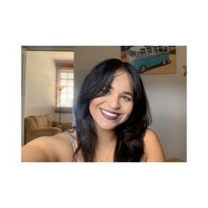 Meet your Posher, Ana